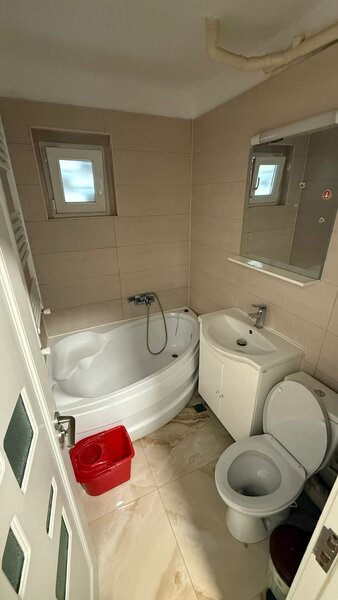 Prelungirea Ferentari, Profi, Livezilor,