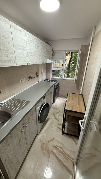 Prelungirea Ferentari, Profi, Livezilor,